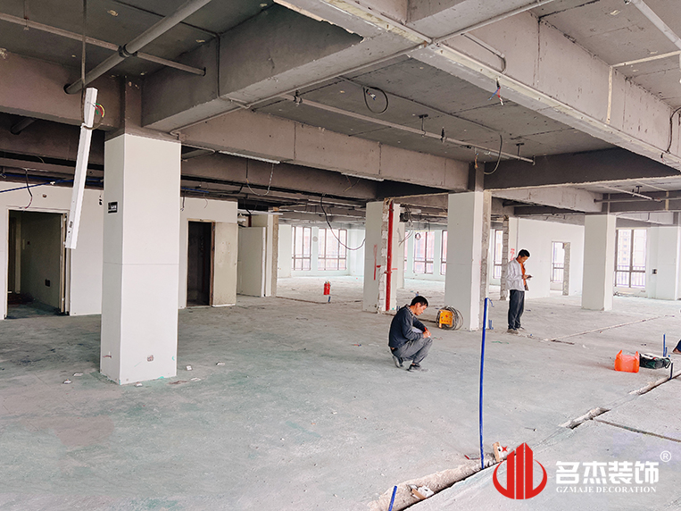 裝修現(xiàn)場(chǎng)